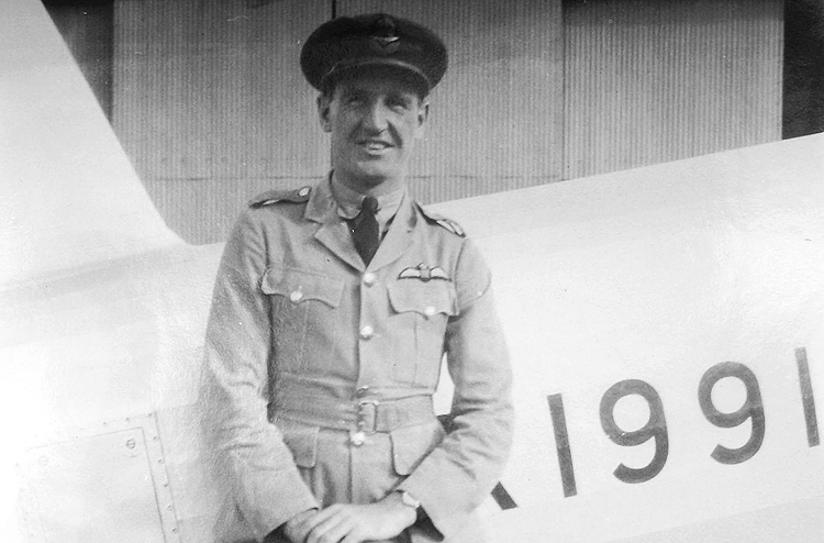 Duncan Menzies during his RAF service in the 1930s